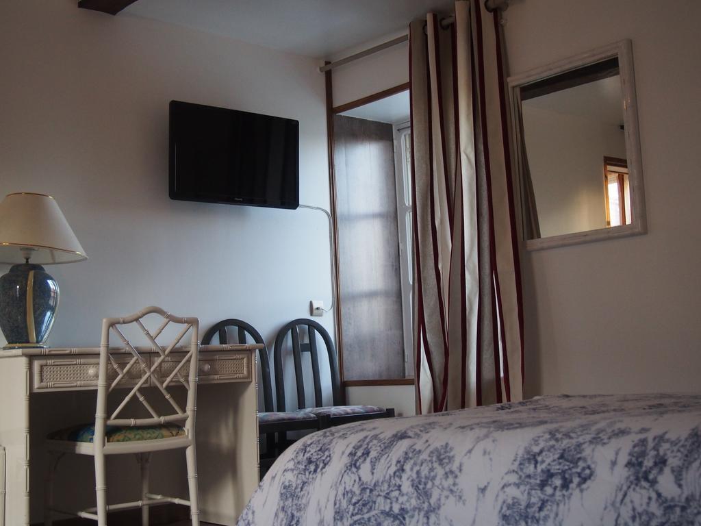 Hotel Val Saint Hilaire Givet Chambre photo